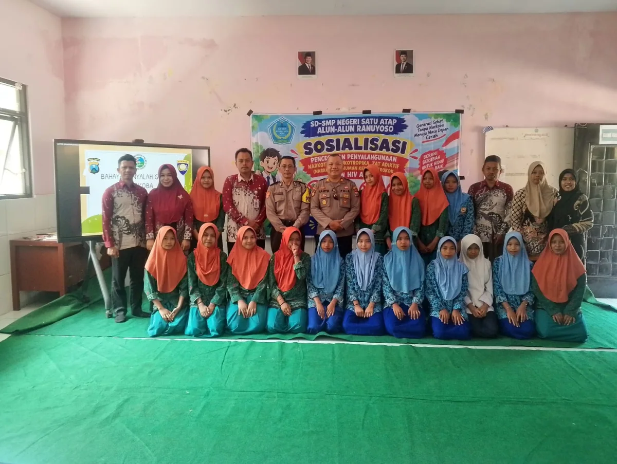 Kapolsek Ranuyoso Ingatkan Pelajar SMPN 3 Satu Atap Bahaya Bullying dan Narkoba